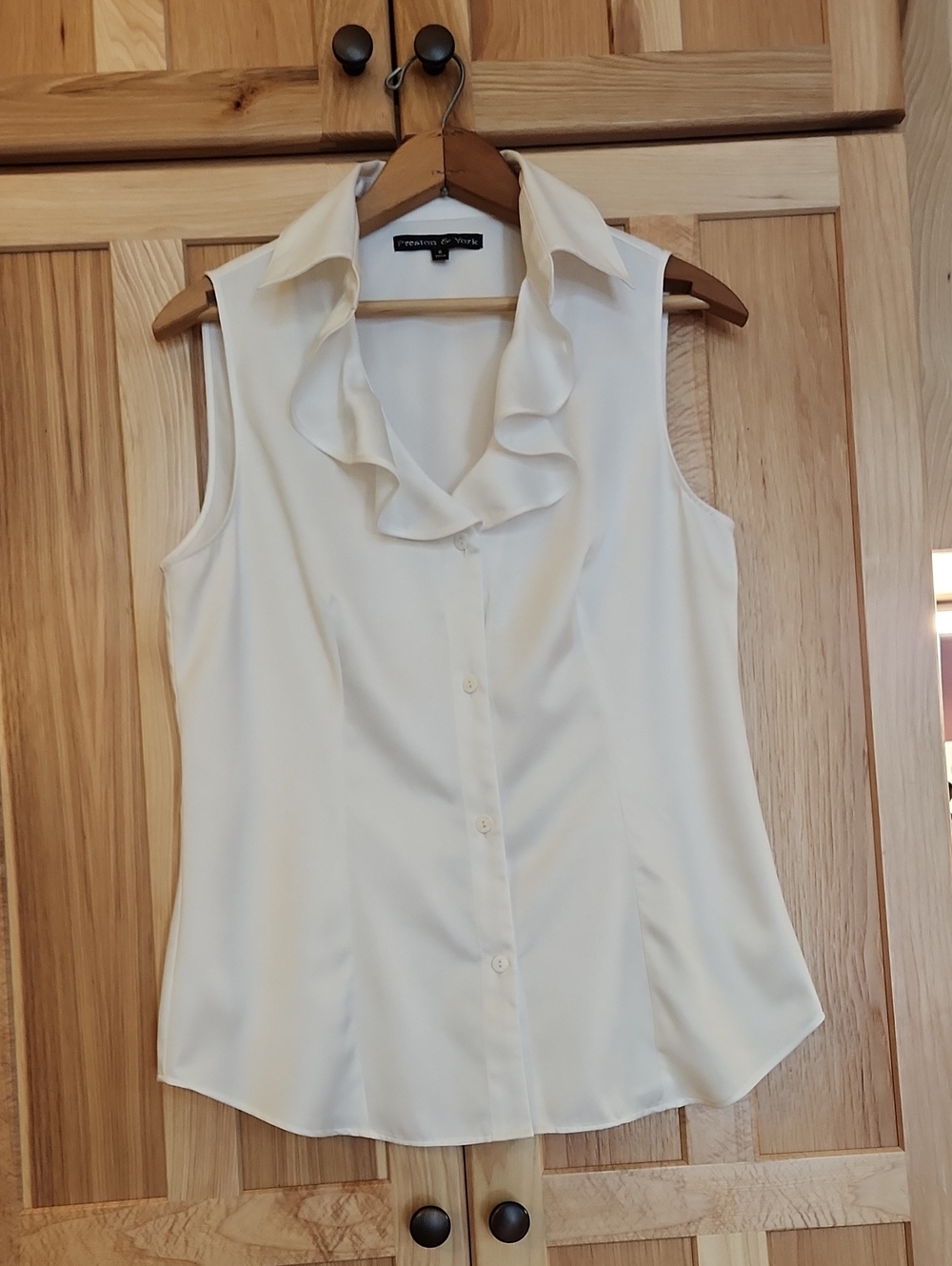 Preston & York Cream Ruffle-Trim Sleeveless Button Blouse